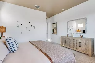 15024 W Desert Hollow Dr, Surprise, AZ 85387 - Photo 10