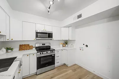 6507 S Kenneth Place #C, Tempe, AZ 85283 - Photo 10