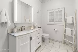 4540 N 44th St, Phoenix, AZ 85018 - Photo 18
