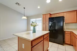 319 W Holstein Trail, San Tan Valley, AZ 85143 - Photo 6