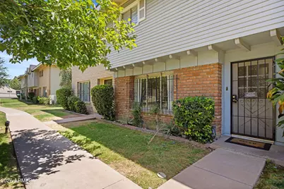4470 E Belleview Street, Phoenix, AZ 85008 - Photo 2