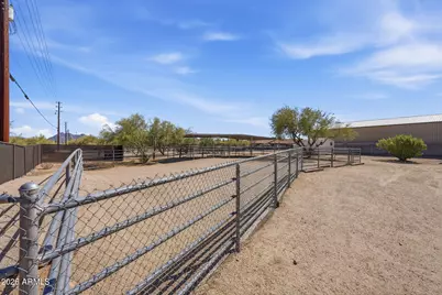 6610 E Dixileta Drive, Cave Creek, AZ 85331 - Photo 30