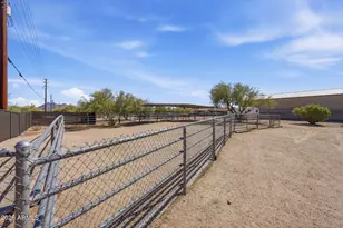 6610 E Dixileta Dr, Cave Creek, AZ 85331 - Photo 30