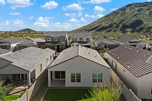1734 E Questa Dr, Phoenix, AZ 85024 - Photo 20
