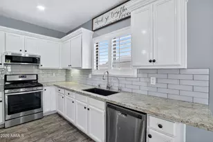 18412 W Colter Ct, Litchfield Park, AZ 85340 - Photo 20