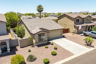1911 W Half Moon Cir, San Tan Valley, AZ 85144 - Photo 32