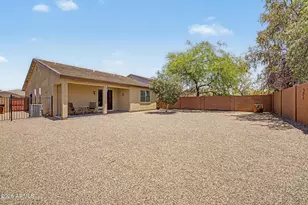 1911 W Half Moon Cir, San Tan Valley, AZ 85144 - Photo 30