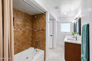 525 W Palo Verde Dr, Phoenix, AZ 85013 - Photo 38