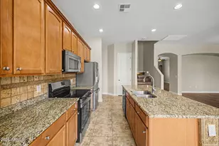 910 W Saguaro Ln, San Tan Valley, AZ 85143 - Photo 16