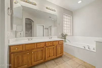 43179 W Venture Road, Maricopa, AZ 85138 - Photo 20