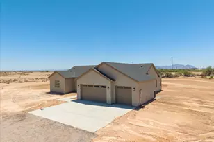 459 S Jericho Rd, Casa Grande, AZ 85194 - Photo 2