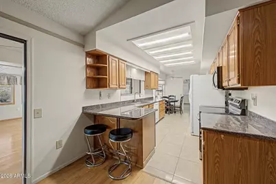 20834 N Gable Hill Drive, Sun City West, AZ 85375 - Photo 10