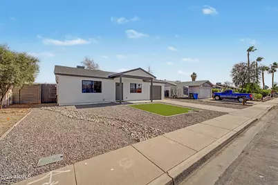 641 W Emerald Avenue, Mesa, AZ 85210 - Photo 2
