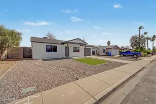 641 W Emerald Ave, Mesa, AZ 85210 - Photo 2