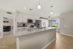 11015 W Pleasant Valley Rd, Sun City, AZ 85351 - Photo 12