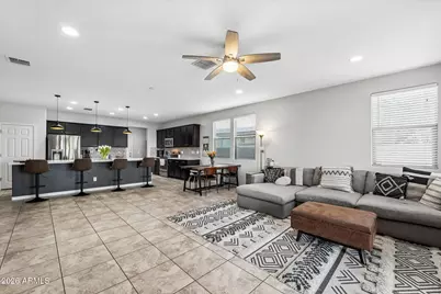 10155 W Los Gatos Drive, Peoria, AZ 85383 - Photo 6
