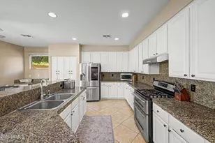 8039 W Foothill Dr, Peoria, AZ 85383 - Photo 20