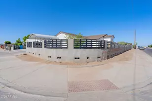 5802 S 42nd Ave, Phoenix, AZ 85041 - Photo 8