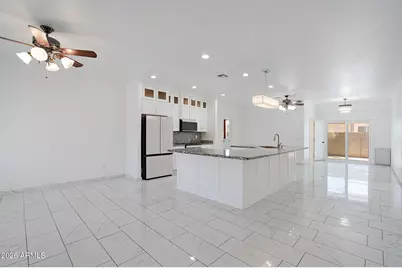 5802 S 42nd Avenue, Phoenix, AZ 85041 - Photo 10