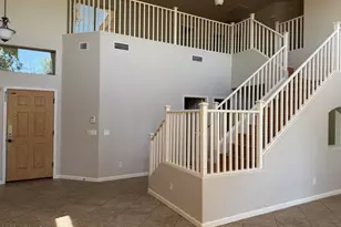 2813 E Runaway Bay Pl, Chandler, AZ 85249 - Photo 6