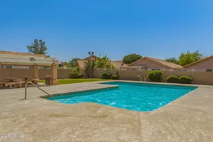 8058 W Laurel Ln, Peoria, AZ 85345 - Photo 26