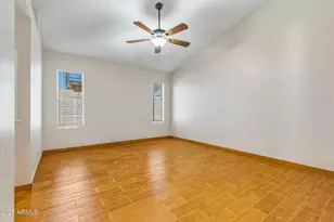 8058 W Laurel Ln, Peoria, AZ 85345 - Photo 14