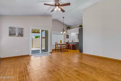 8058 W Laurel Lane, Peoria, AZ 85345 - Photo 4