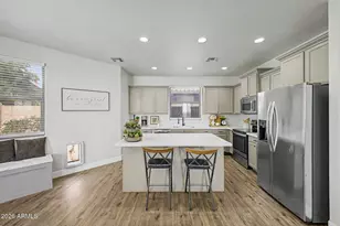 12056 W Via Del Sol Ct, Sun City, AZ 85373 - Photo 12