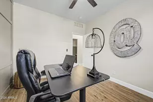 12056 W Via Del Sol Ct, Sun City, AZ 85373 - Photo 16