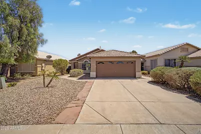 8625 W Paradise Drive, Peoria, AZ 85345 - Photo 2