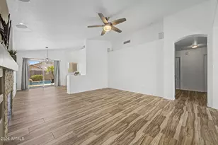 8625 W Paradise Dr, Peoria, AZ 85345 - Photo 6