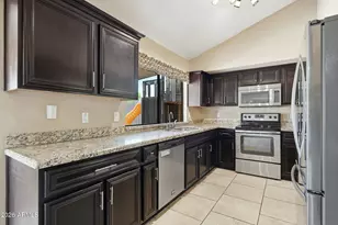 702 W Chilton St, Chandler, AZ 85225 - Photo 4