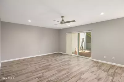 102 W Maryland Avenue #E1, Phoenix, AZ 85013 - Photo 2