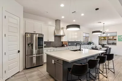2080 E Aquarius Place, Chandler, AZ 85249 - Photo 8