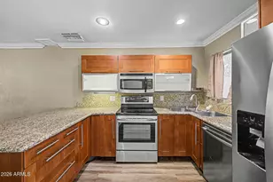 1055 W 5th St, Tempe, AZ 85281 - Photo 2
