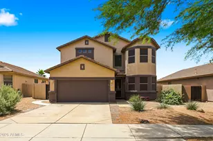 18137 W Canyon Ln, Goodyear, AZ 85338 - Photo 4