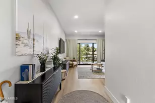 6125 E Indian School Rd, Scottsdale, AZ 85251 - Photo 22