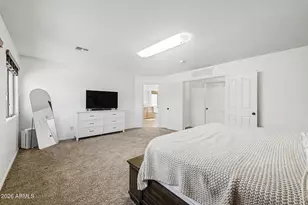 3213 W Pleasant Ln, Phoenix, AZ 85041 - Photo 36