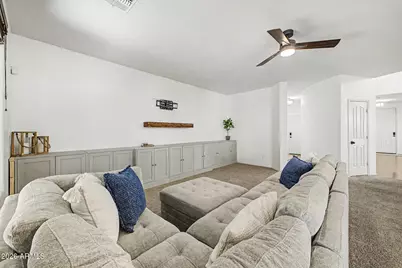 3213 W Pleasant Lane, Phoenix, AZ 85041 - Photo 14