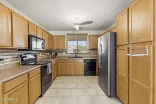 2406 S 83rd Dr, Tolleson, AZ 85353 - Photo 10