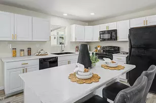 3626 W Elm St, Phoenix, AZ 85019 - Photo 10