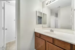 2634 S Alpine Dr, Gilbert, AZ 85295 - Photo 18