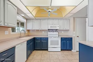 10548 W Campana Dr, Sun City, AZ 85351 - Photo 10