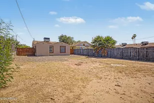 1904 E Harvard St, Phoenix, AZ 85006 - Photo 18