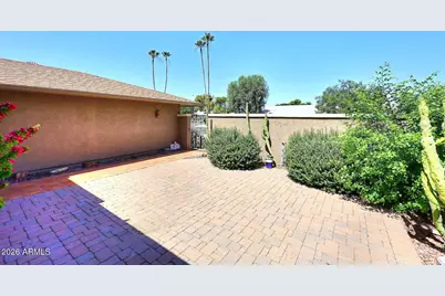 18403 N Conestoga Drive, Sun City, AZ 85373 - Photo 2