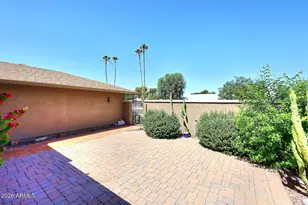 18403 N Conestoga Dr, Sun City, AZ 85373 - Photo 2