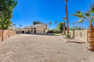 610 S St Paul, Mesa, AZ 85206 - Photo 32