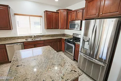 27015 N 52nd Glen, Phoenix, AZ 85083 - Photo 8