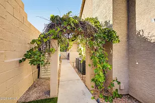 2547 E Amber Ridge Way, Phoenix, AZ 85048 - Photo 62