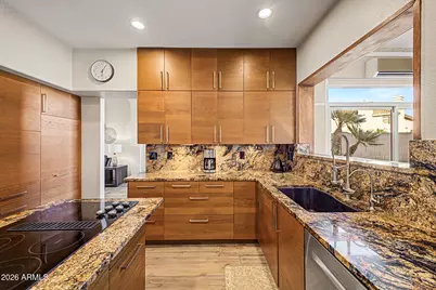2547 E Amber Ridge Way, Phoenix, AZ 85048 - Photo 14